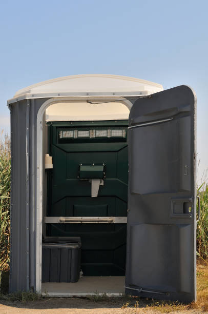 Best Portable restroom trailer rental  in Meadowbrook, AL